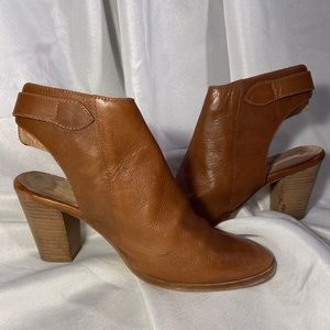 Seychelles Leather Stack Heel Slingback